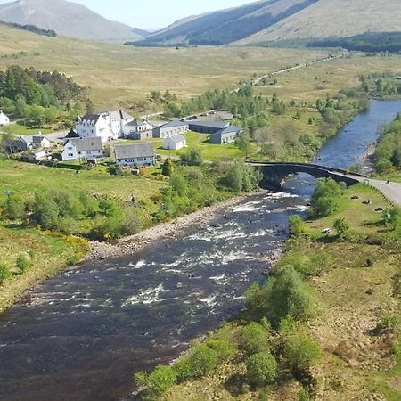 Bridge Of Orchy Hotel Bagian luar foto
