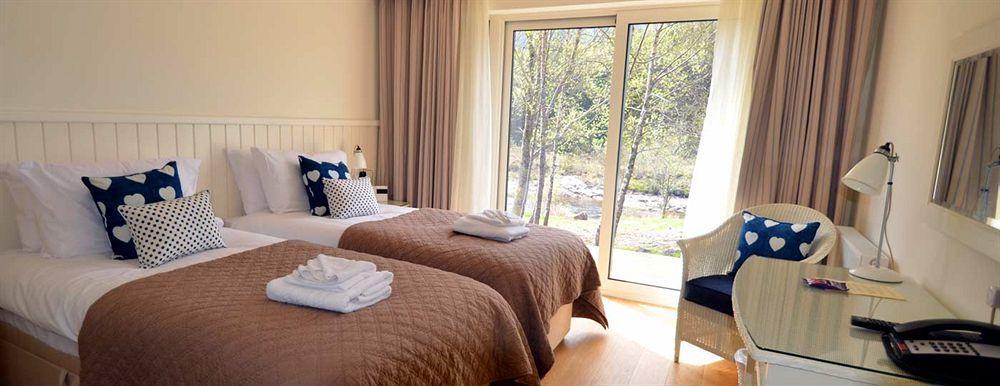 Bridge Of Orchy Hotel Bagian luar foto